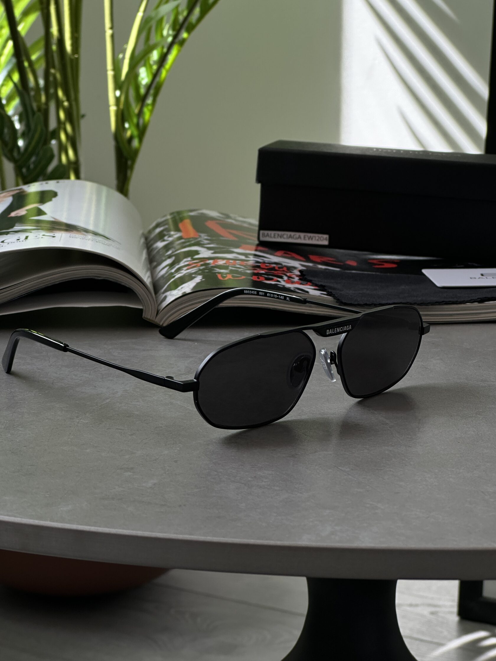 Balenciaga Black/Black BB0245S 001 - 9