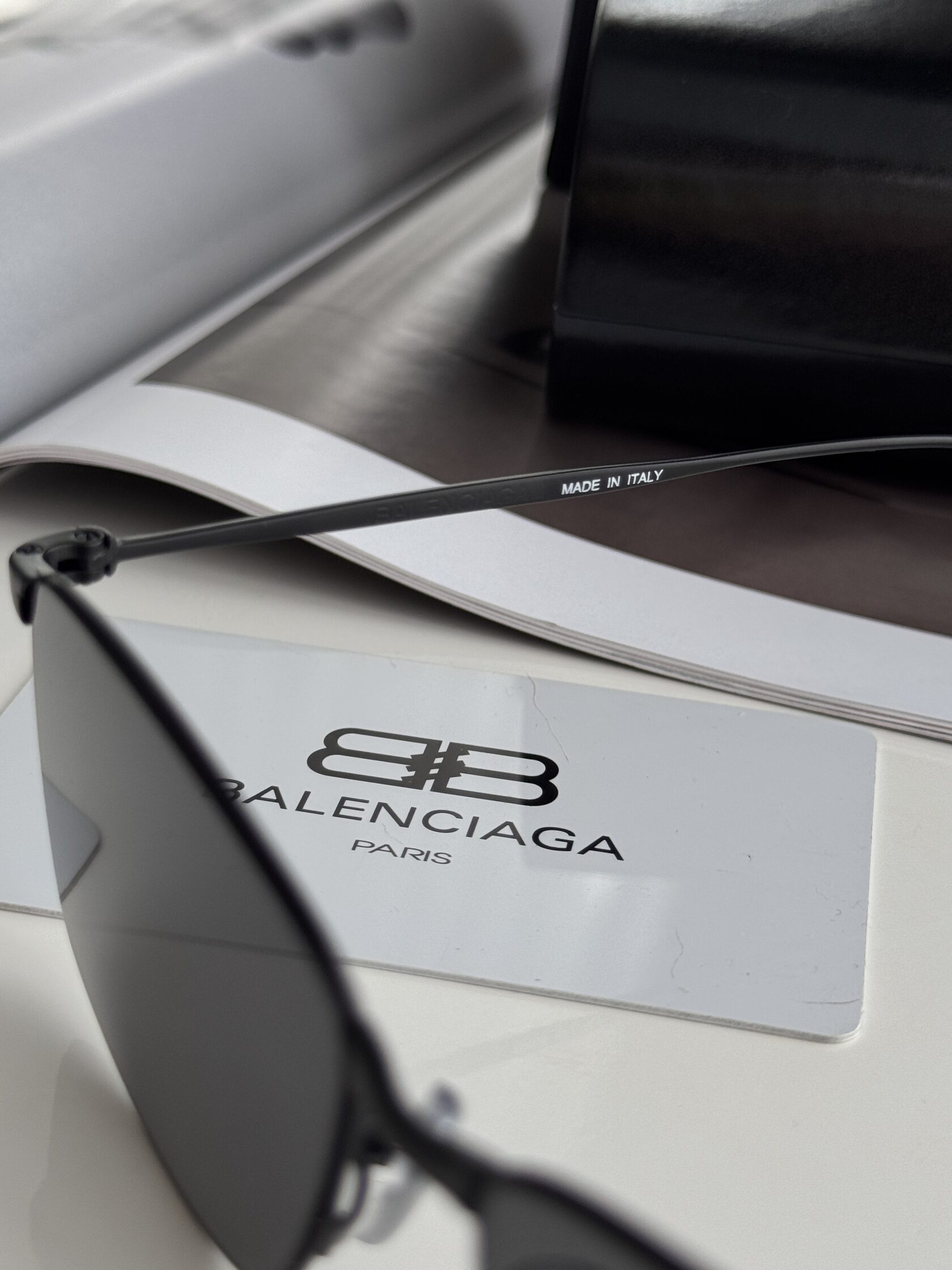 Balenciaga Black/Black BB0415O 001 XL - 8