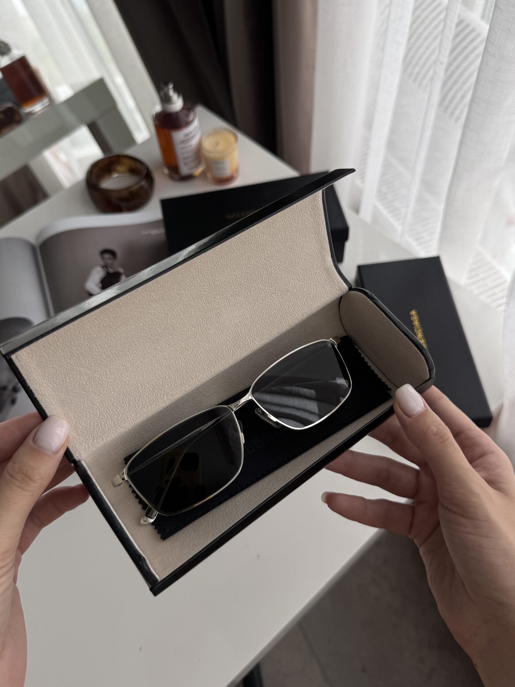 Balenciaga Black/Silver BB0415O 002 XL - 2