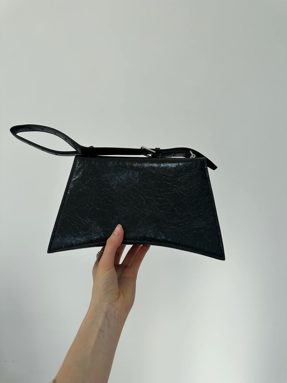 Balenciaga Crush Medium Handbag Crushed Calfskin in Black\Silve - 5