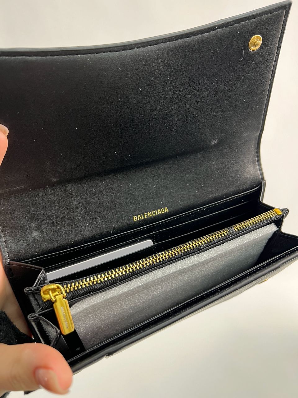 Balenciaga Hourglass Continental Wallet - 12