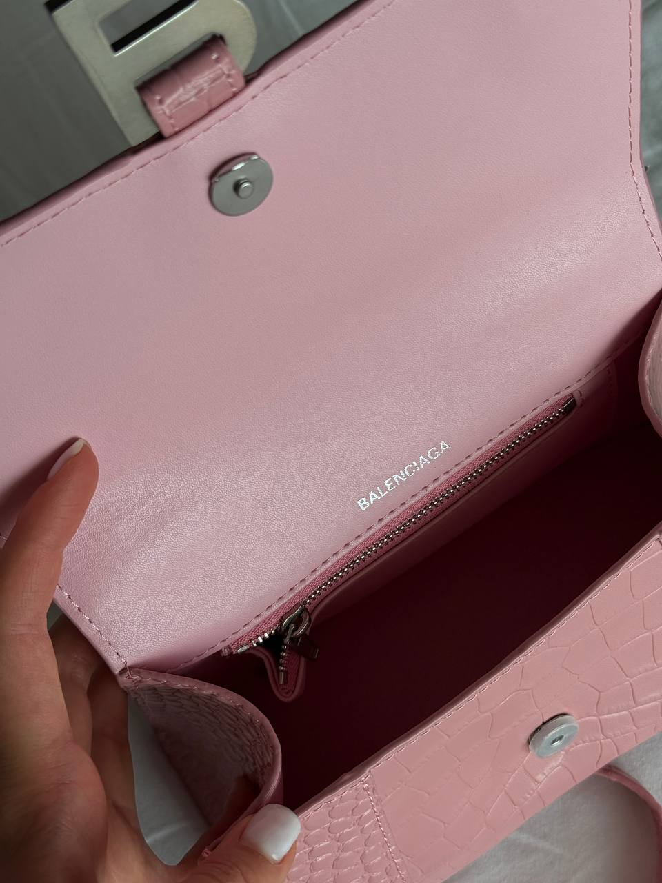 Balenciaga Hourglass Handbag Small in Crocodile Embossed Calfsk Pink - 11