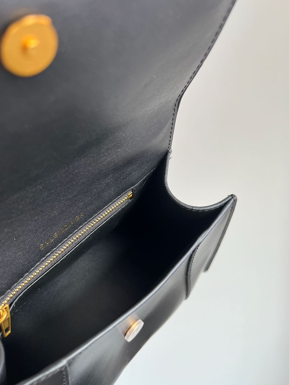 Balenciaga Hourglass New Black Gold - 10