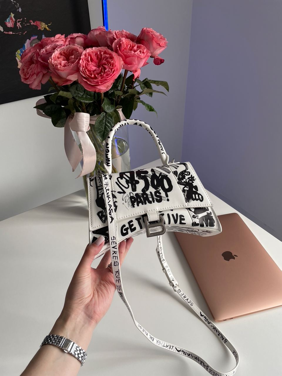Balenciaga Hourglass Small Handbag Graffiti in White - 7