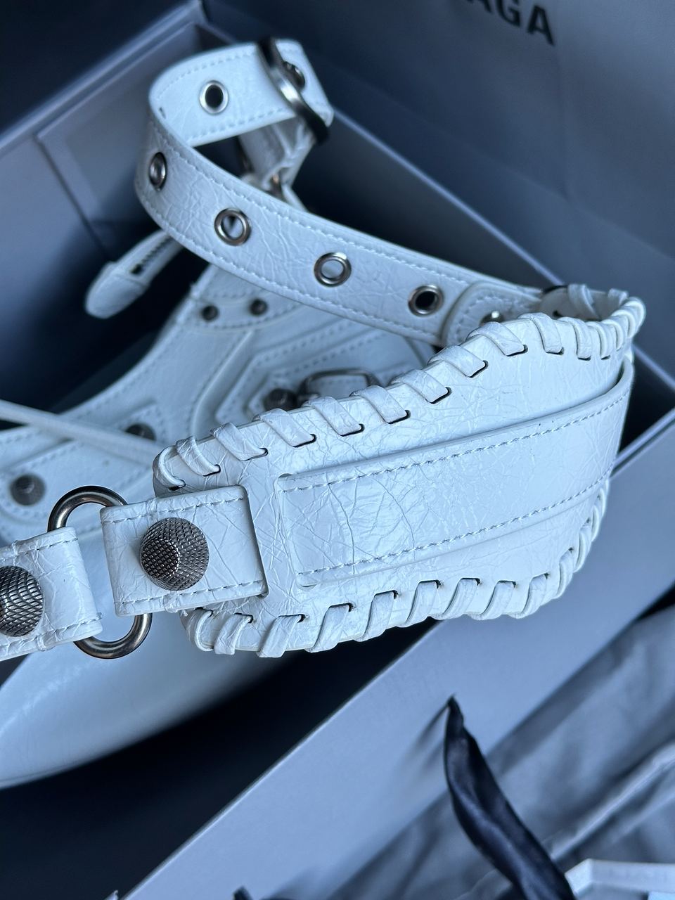 Balenciaga Le Cagole XS Shoulder Bag White - 15