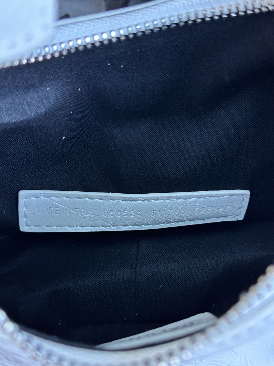 Balenciaga Le Cagole XS Shoulder Bag White - 22