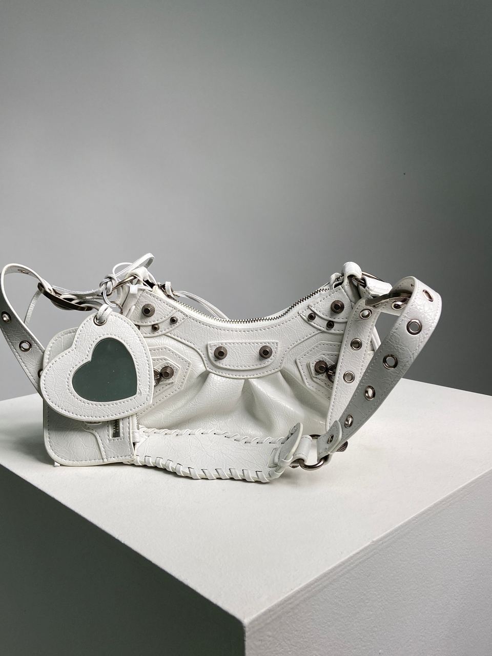 Balenciaga Le Cagole XS Shoulder Bag White - 3