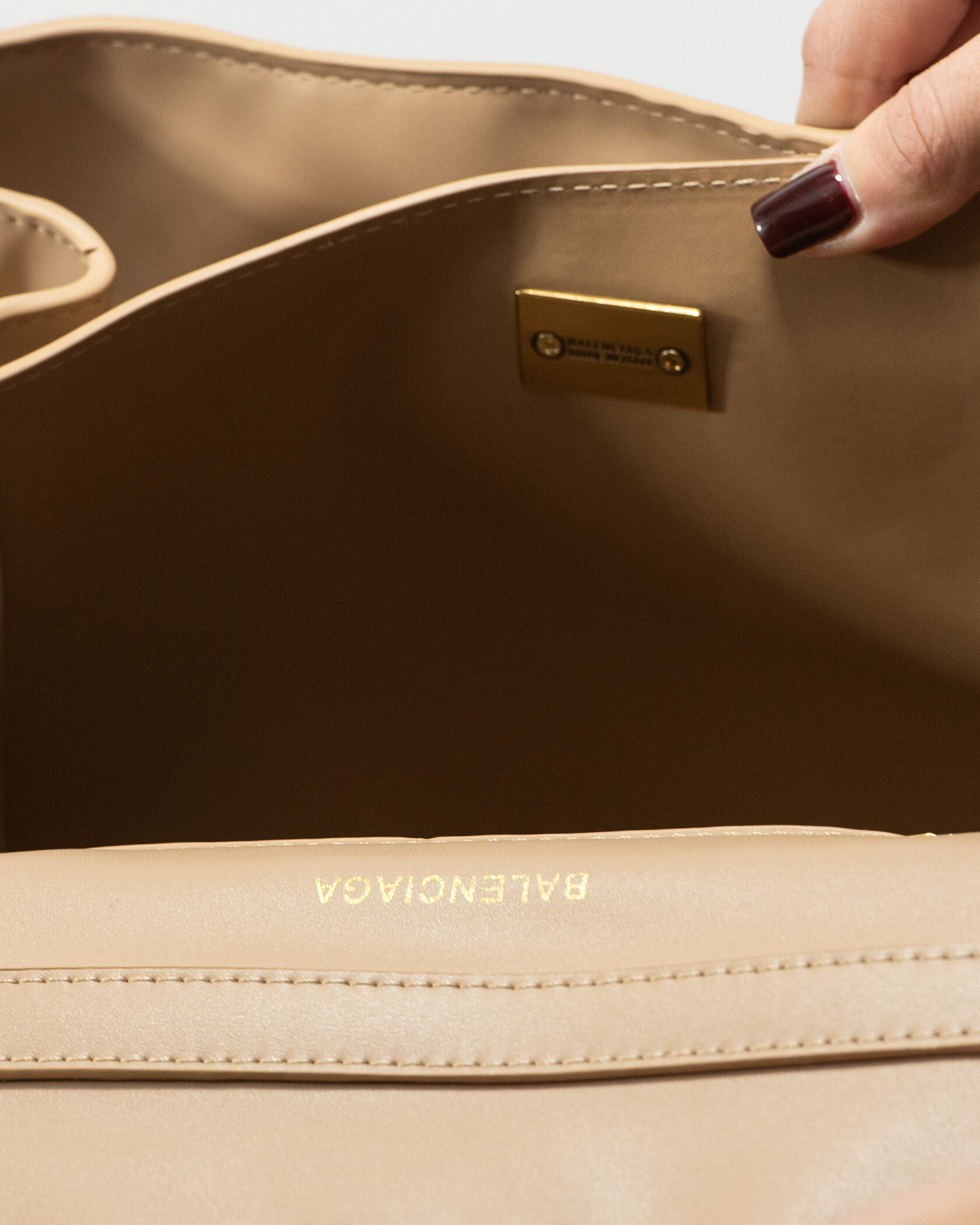 Balenciaga Rodeo Beige/Gold - 15