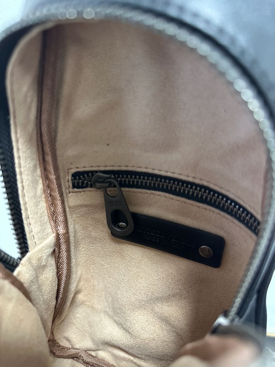 Bottega Veneta Black Leather Bag - 12