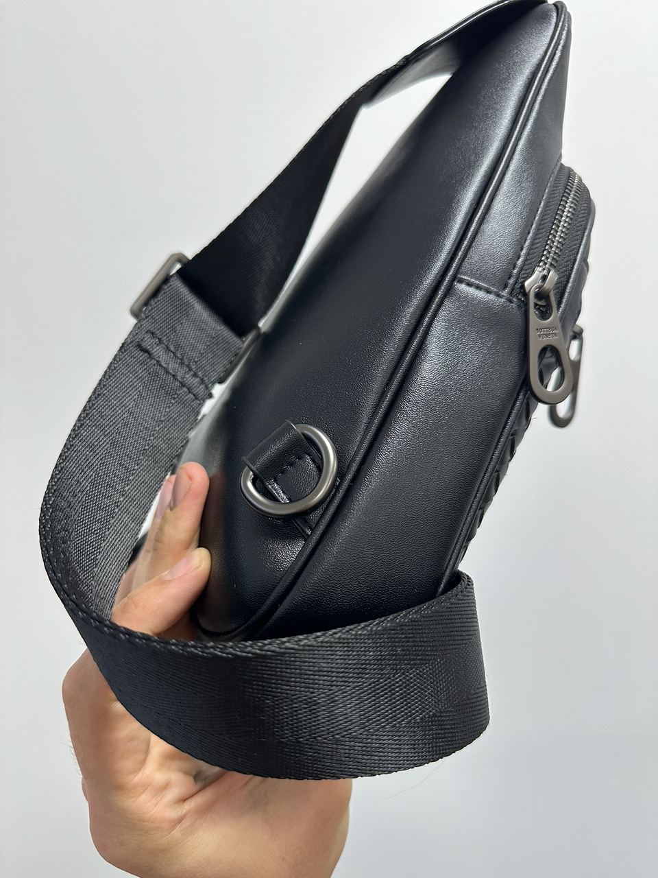 Bottega Veneta Black Leather Bag - 7