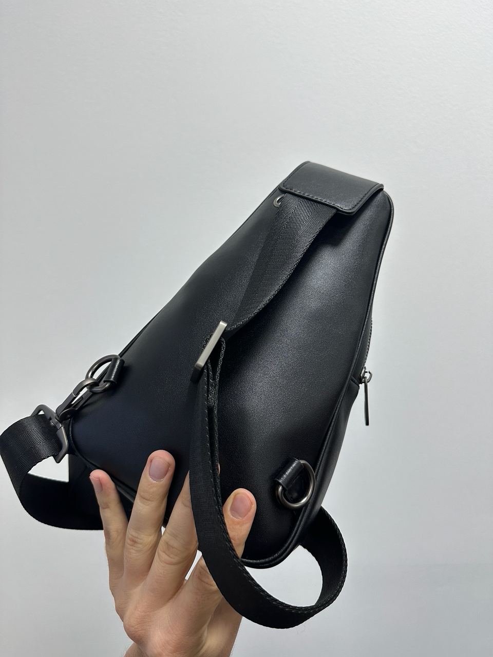 Bottega Veneta Black Leather Bag - 9