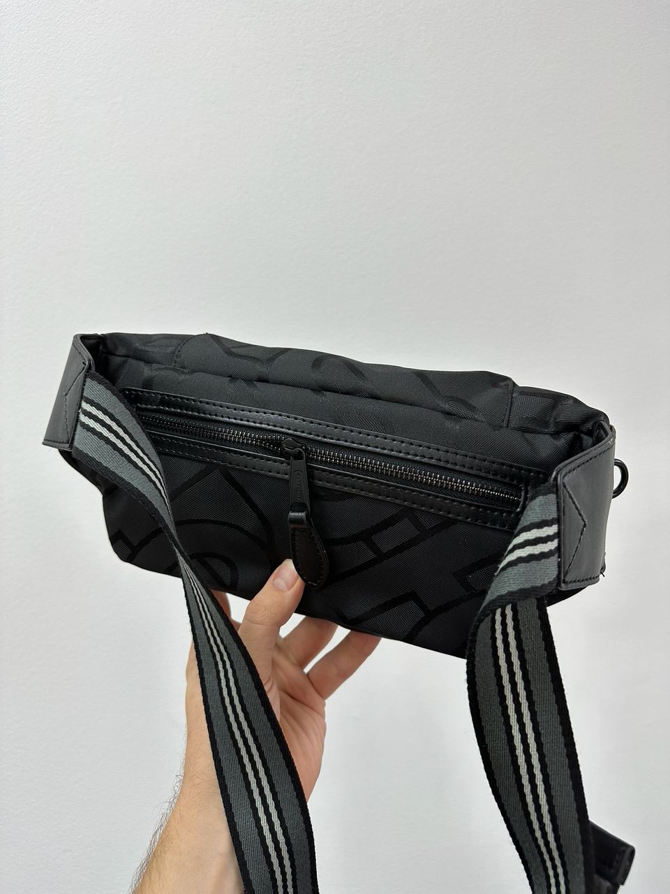 Burberry Black Quilted Fabric Medium Sonny Belt Bag - 8