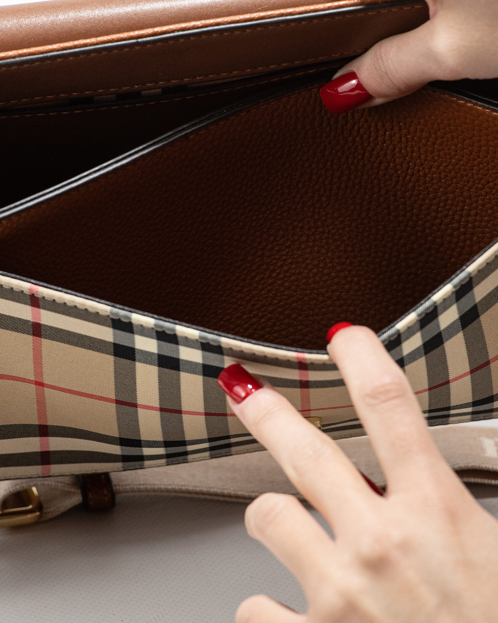 Burberry Leather Vintage Check Note Cross-Body Bag - 18