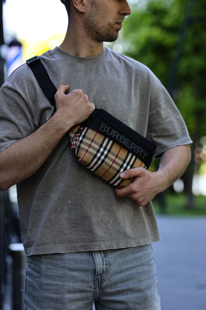 Burberry Men's Sonny Archive Beige Belt Bag - 4