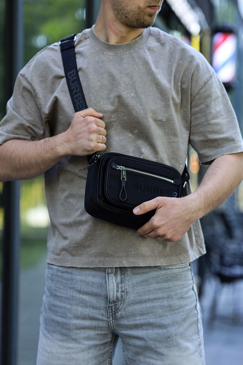 Burberry Paddy Bag in Black - 3