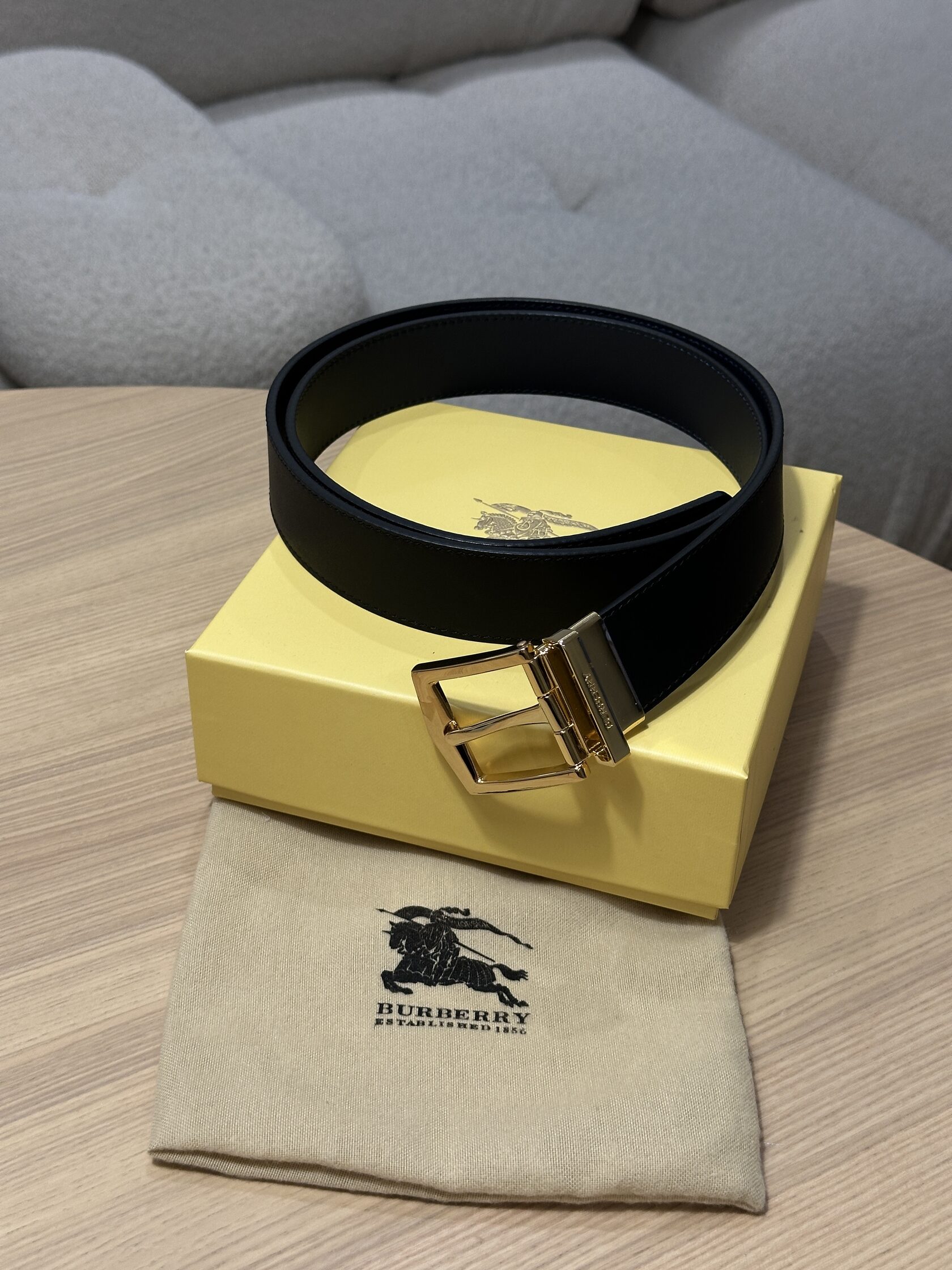 Burberry Reversible Grainy Leather Belt Gold - 4