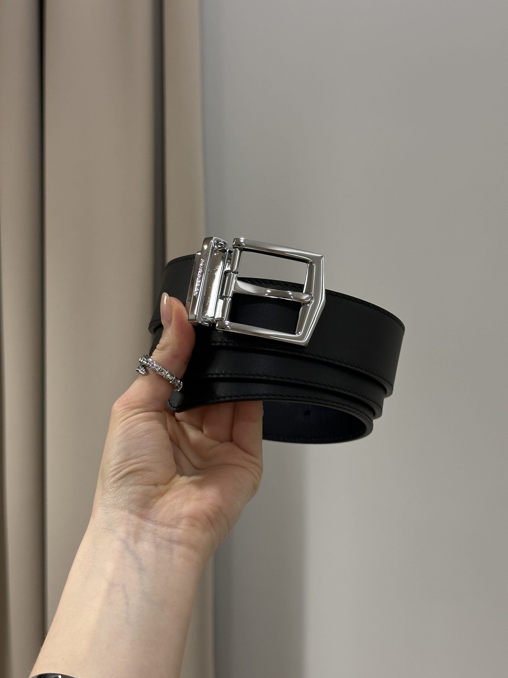 Burberry Reversible Grainy Leather Belt Silver - 9