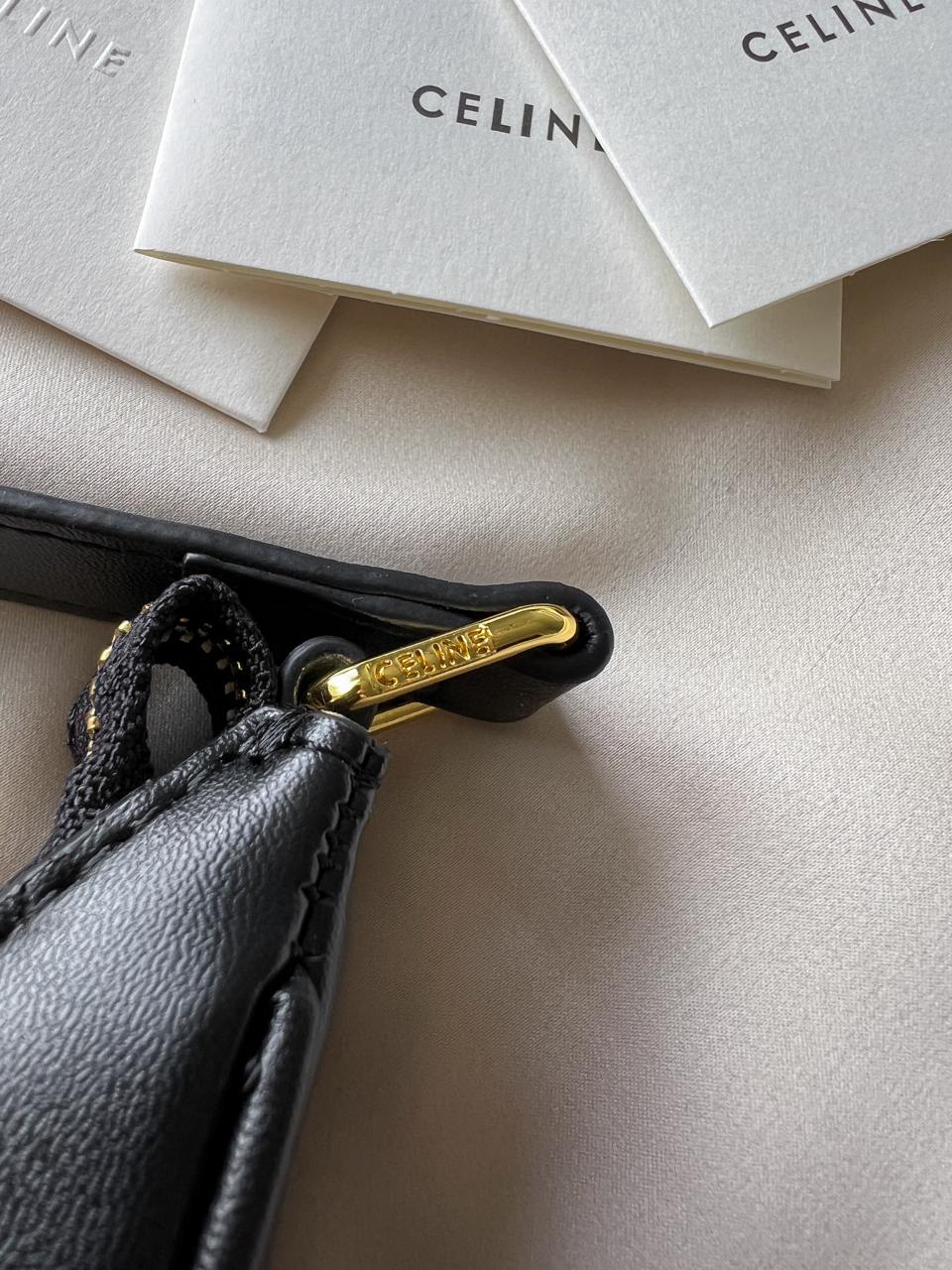 Celine Ava Triomphe Medium Leather Shoulder Bag - 17