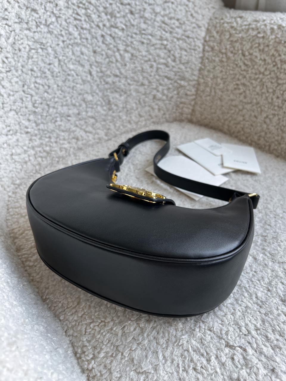 Celine Ava Triomphe Medium Leather Shoulder Bag - 9