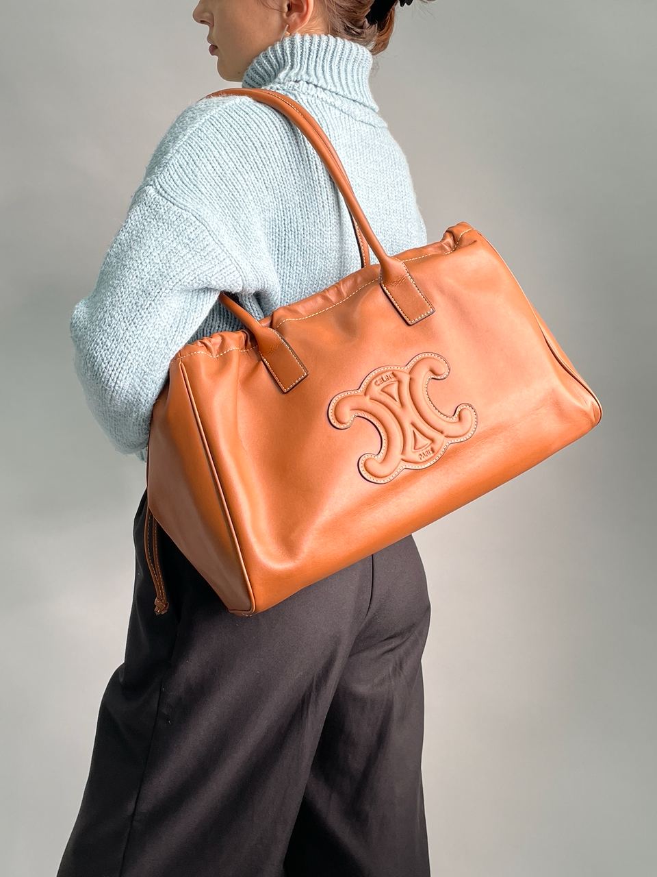 Celine Cabas Drawstring Cuir Triomphe In Smooth Calfskin Tan - 5