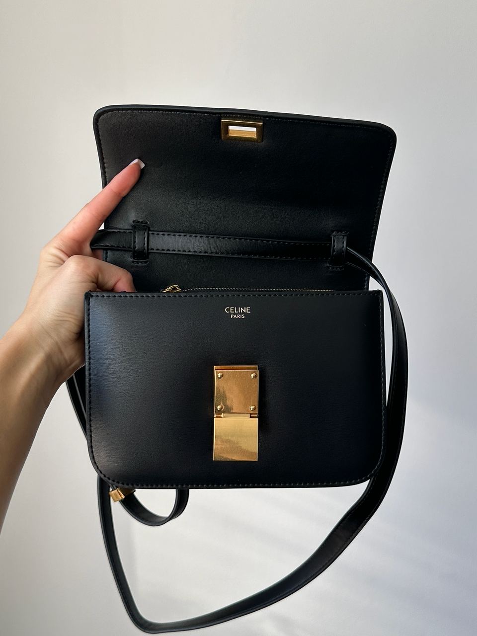 Celine Classic Box Medium Black/Gold - 8