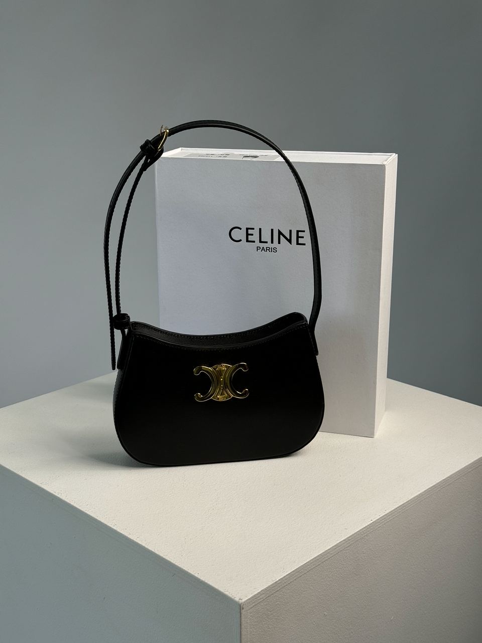Celine Medium Tilly Bag in Shiny Calfskin Black - 5