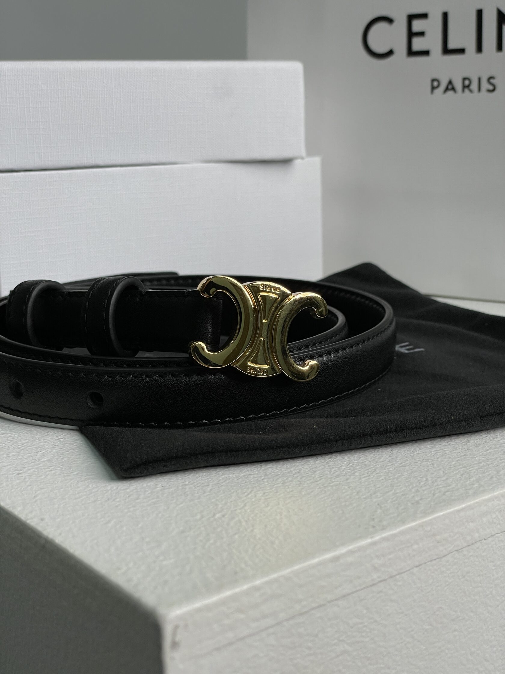 Celine Medium Triomphe Belt In Taurillon Leather Black