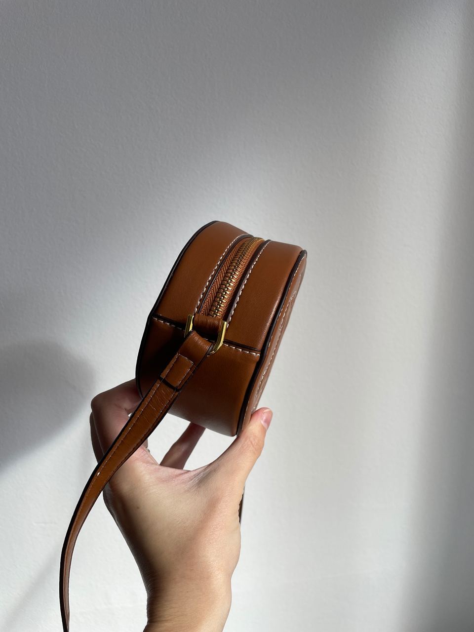 Celine Oval Bag Cuir Triomphe in Smooth Calfskin Tan - 15