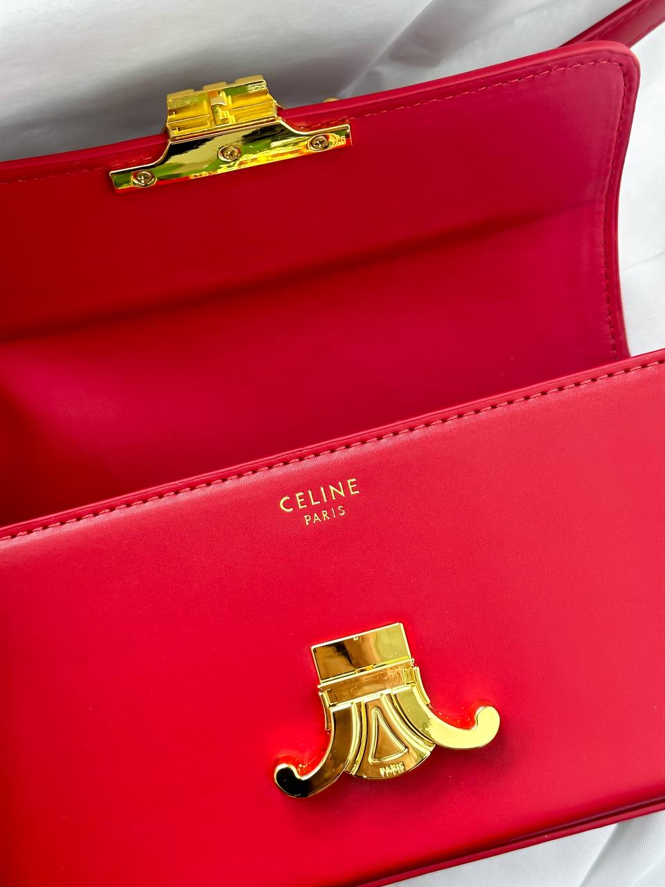 Celine Shoulder Bag Claude In Shiny Calfskin Red - 4