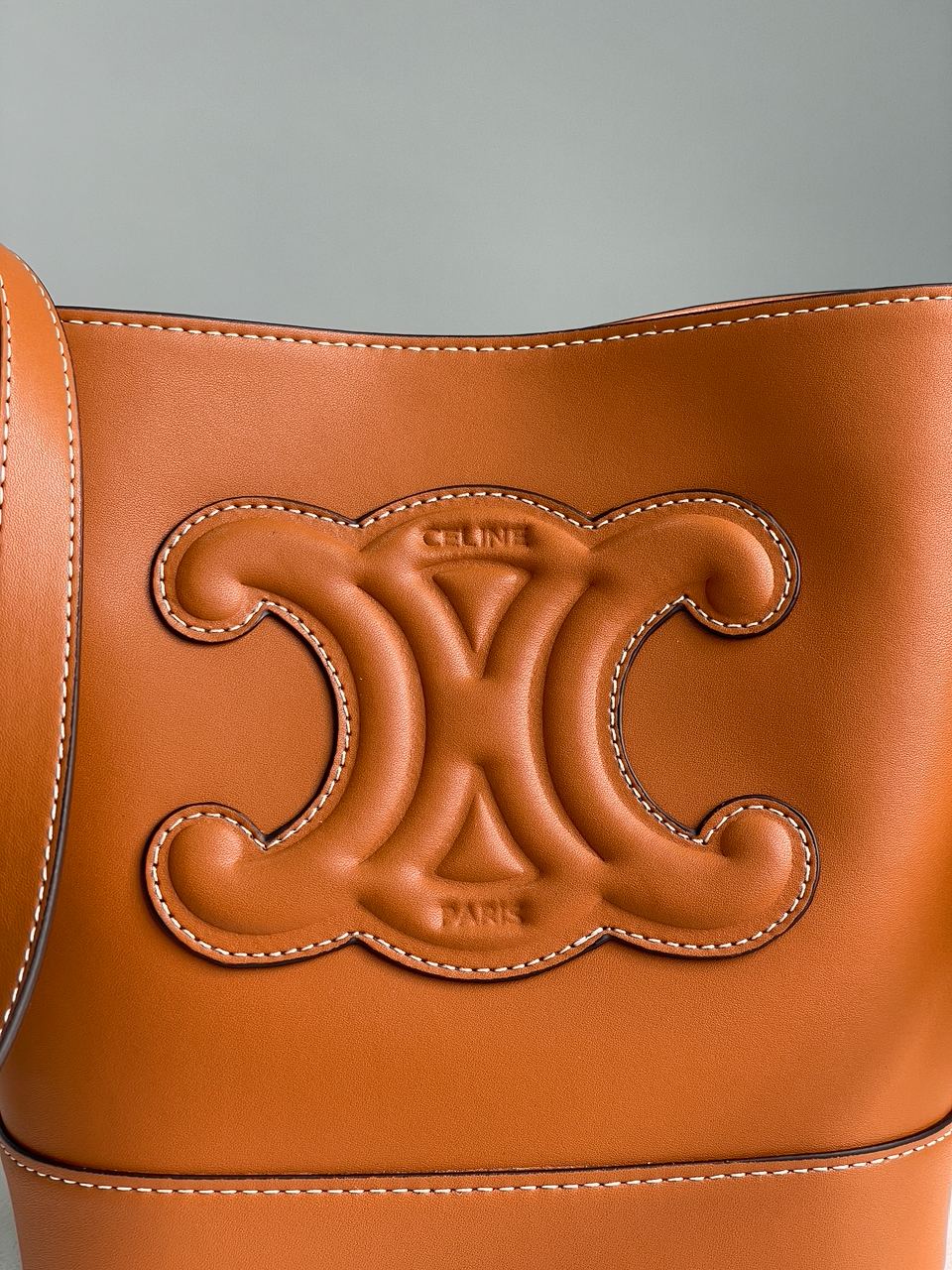 Celine Small Bucket Cuir Triomphe In Smooth Calfskin Tan Brown - 12