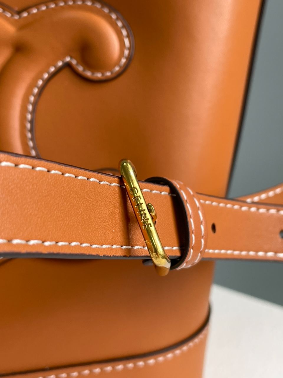 Celine Small Bucket Cuir Triomphe In Smooth Calfskin Tan Brown - 17