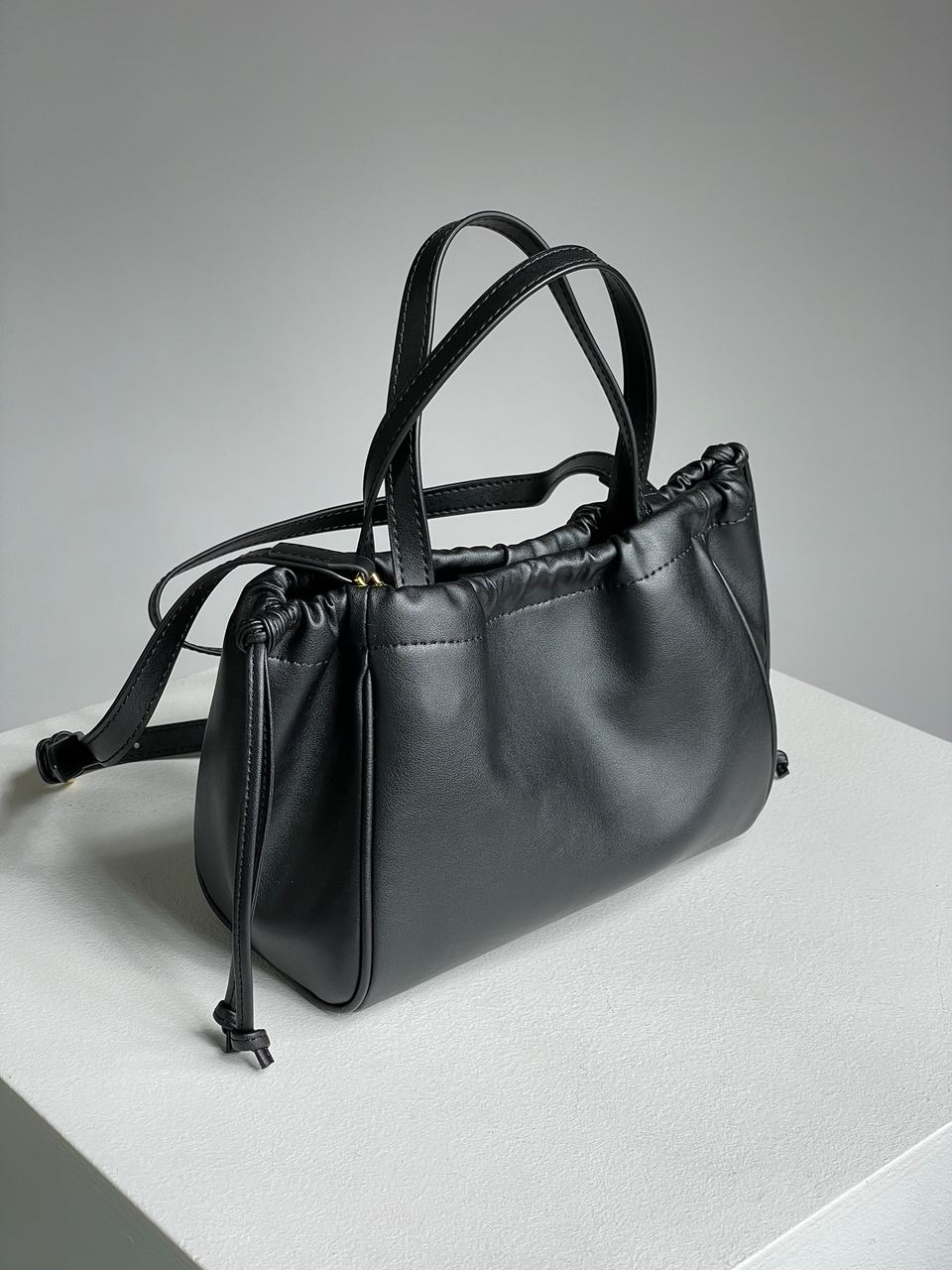 Celine Small Cabas Drawstring Cuir Triomphe In Smooth Calfskin Tan Black - 15