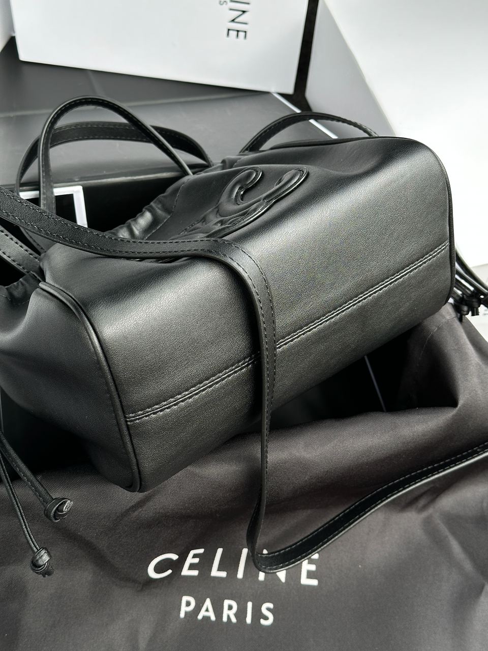 Celine Small Cabas Drawstring Cuir Triomphe In Smooth Calfskin Tan Black - 18