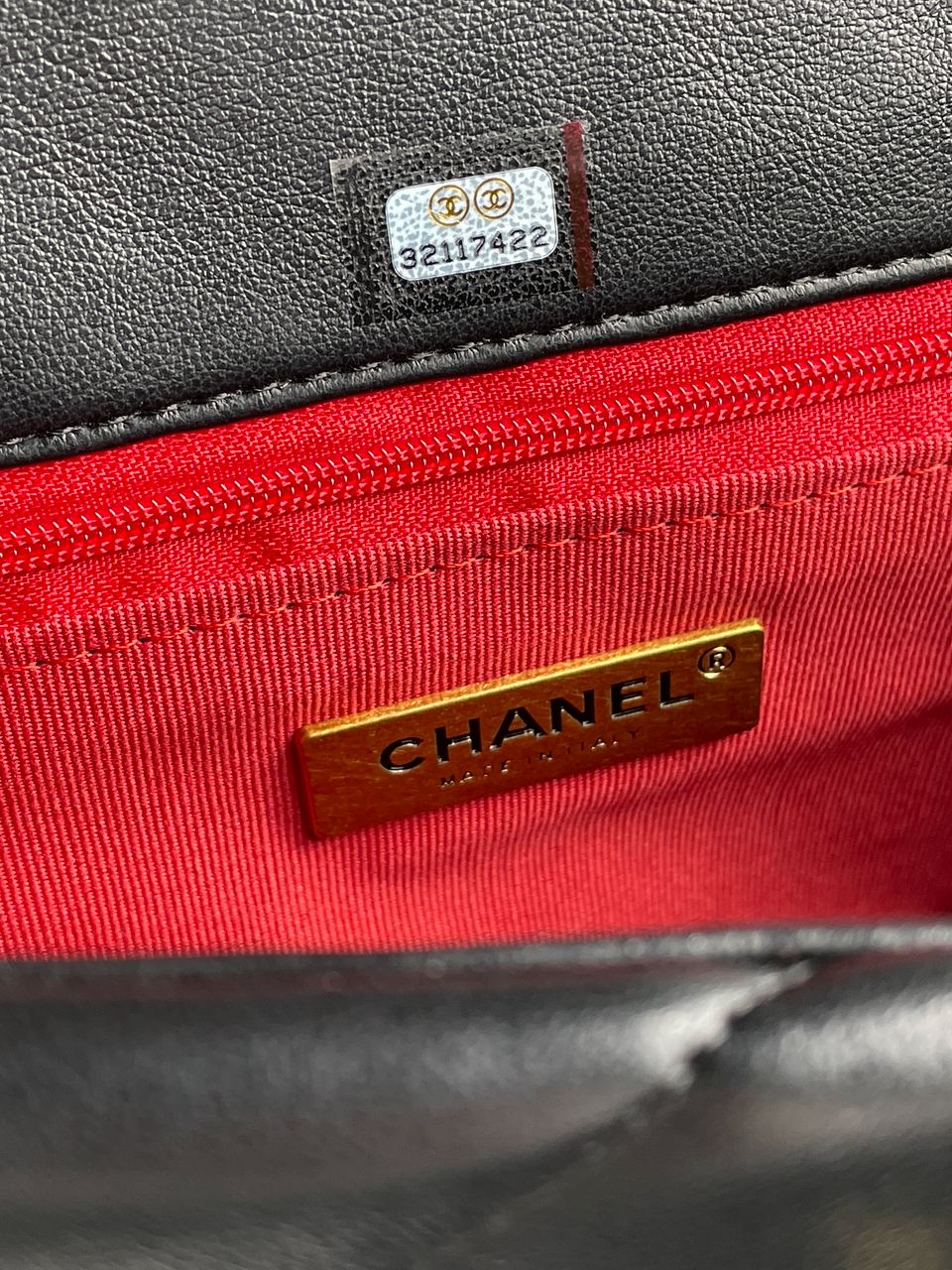 Chanel 19 Large Handbag Black/Gold - 9