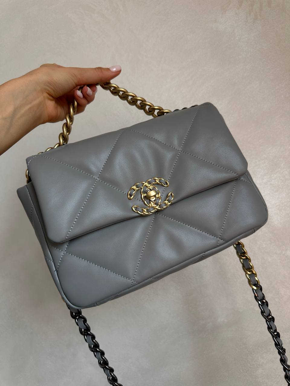 Chanel 19 Large Handbag Gray/Gold - 2