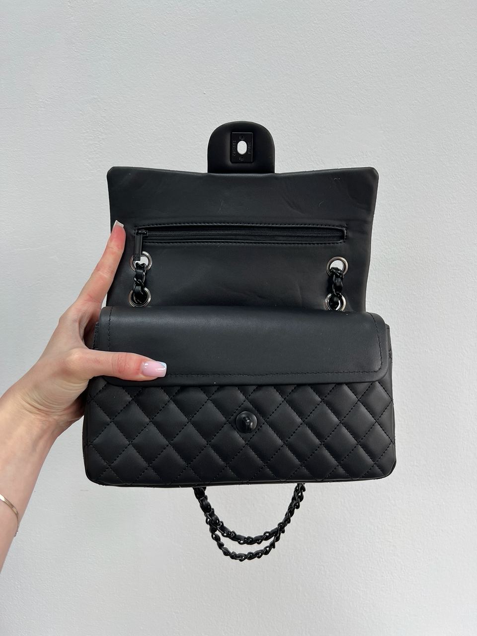 Chanel Classic 2.55 Medium Double Flap in Black - 9