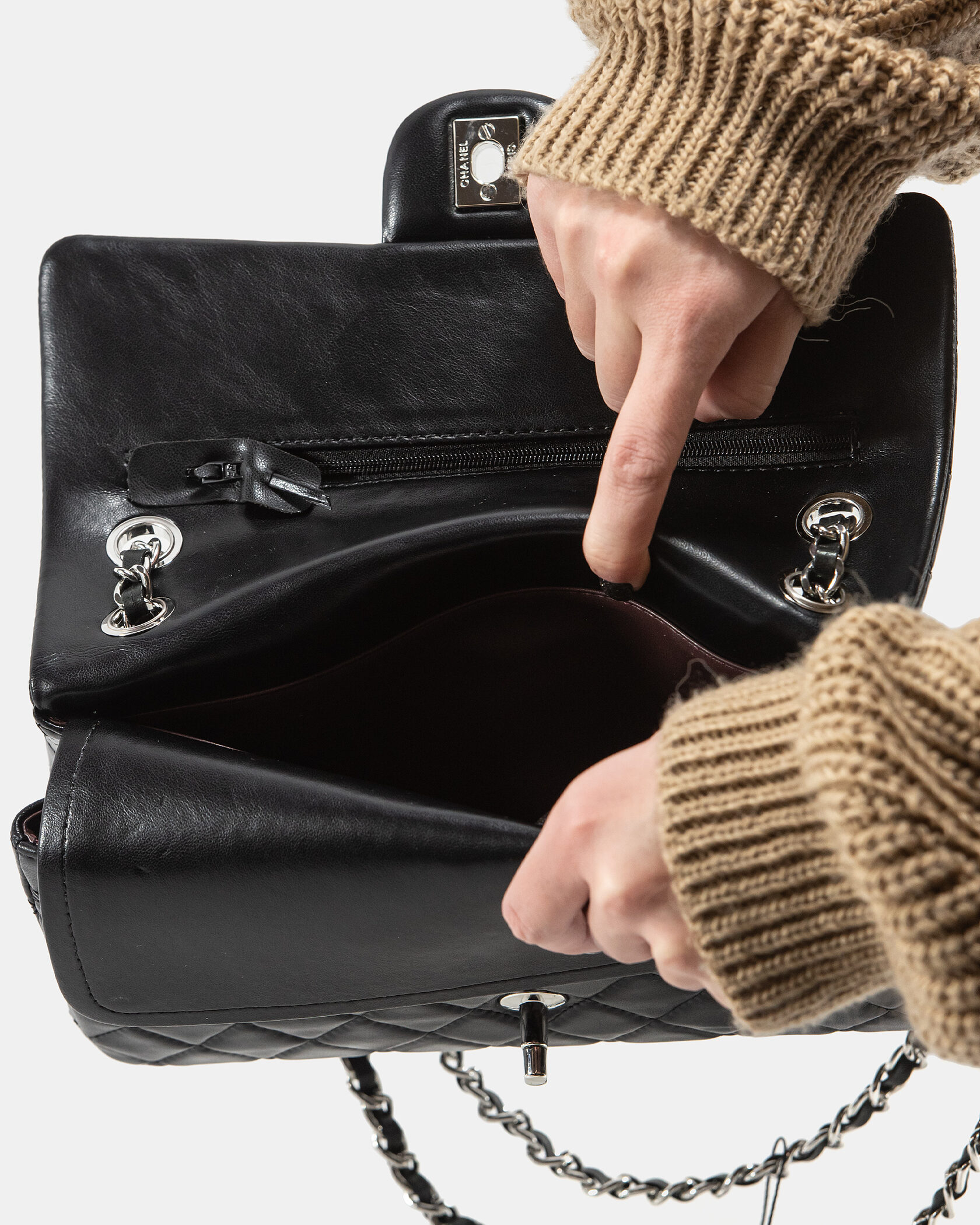 Chanel Classic 2.55 Medium Double Flap in Black/Silver - 12