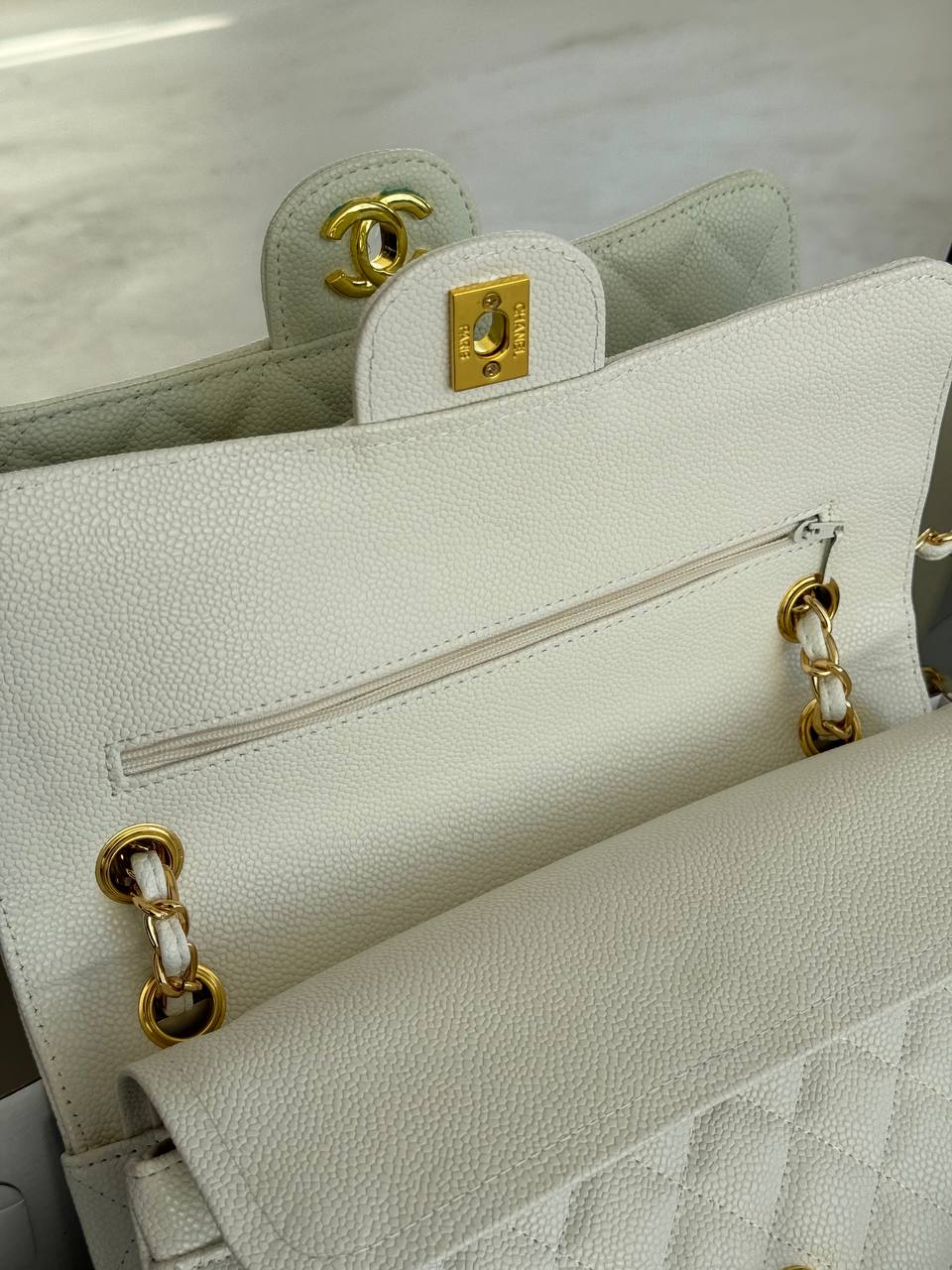 Chanel Classic 2.55 Medium Double Flap in White/Gold - 5