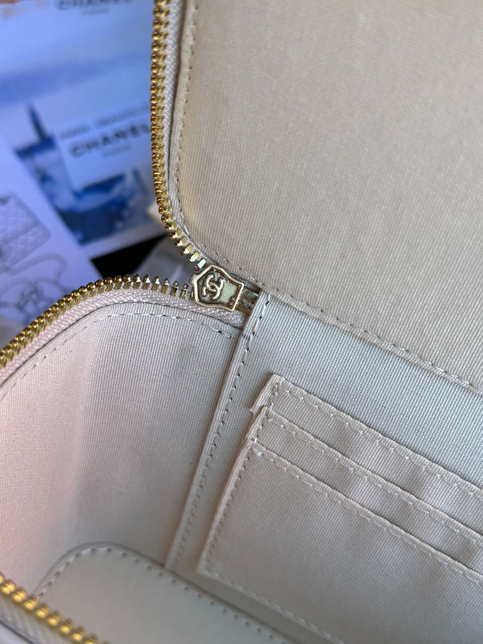 Chanel Classic Beige Lambskin Pearl Crush Vanity - 17