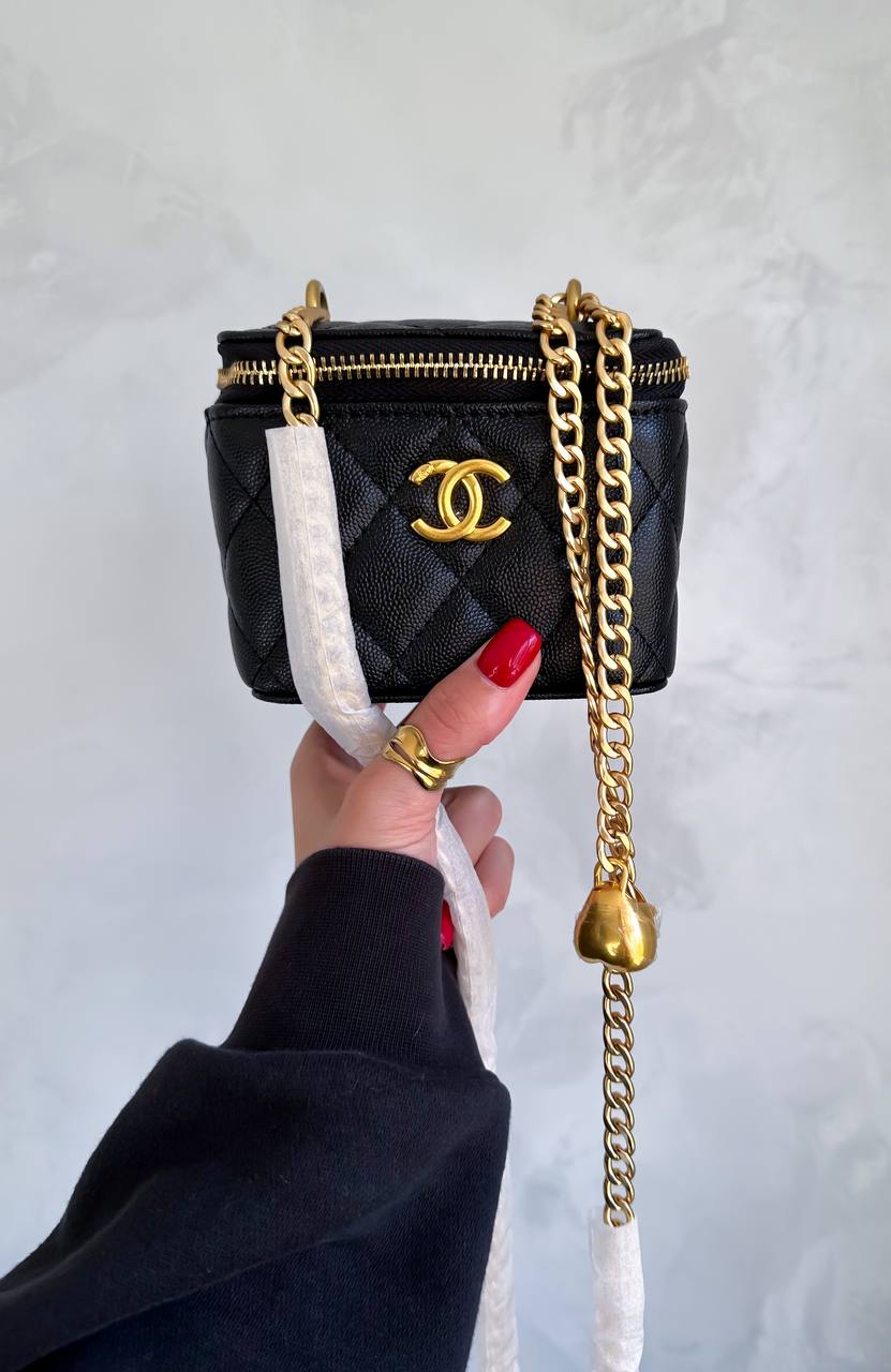 Chanel Classic Black Lambskin Pearl Crush Mini Vanity Case - 2