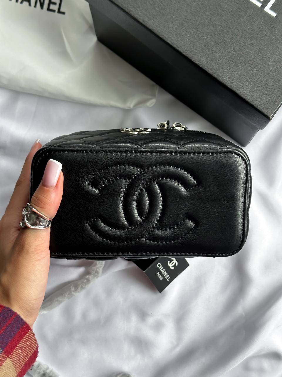 Chanel Classic Black Lambskin Pearl Crush Vanity Bag Silver - 12