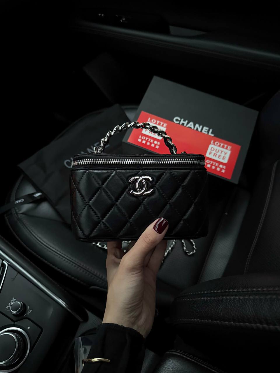 Chanel Classic Black Lambskin Pearl Crush Vanity Bag Silver - 2