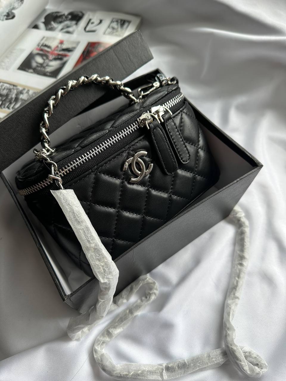 Chanel Classic Black Lambskin Pearl Crush Vanity Bag Silver - 4
