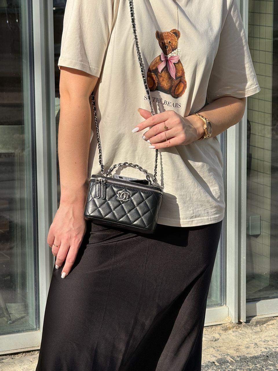 Chanel Classic Black Lambskin Pearl Crush Vanity Bag Silver - 6