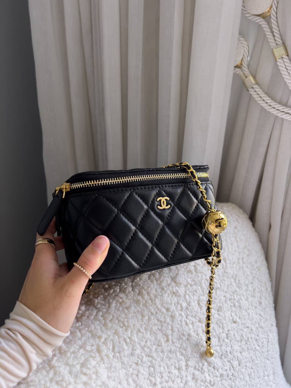 Chanel Classic Black Lambskin Pearl Crush Vanity - 6