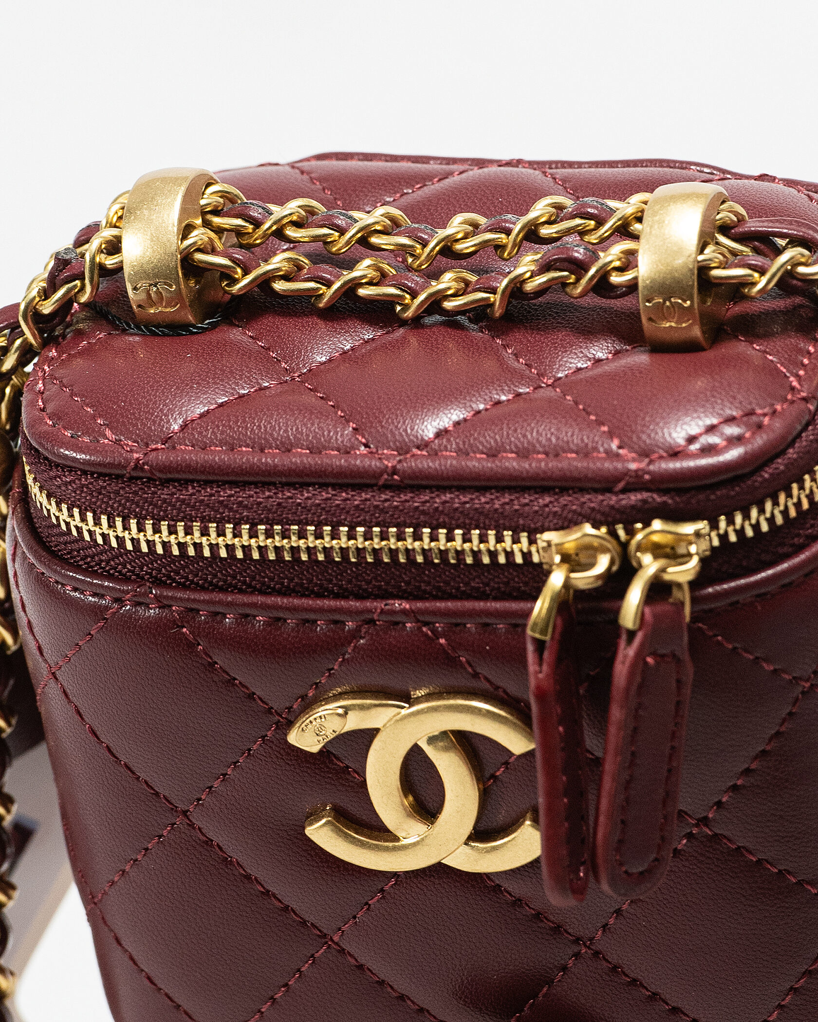 Chanel Classic Burgundy Lambskin Pearl Crush Mini Vanity Case - 10