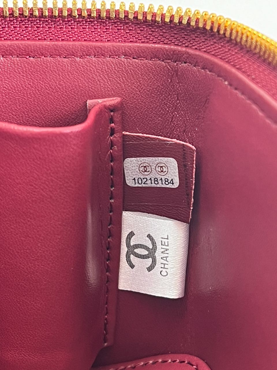 Chanel Classic Burgundy Lambskin Pearl Crush Vanity Bag Gold - 10