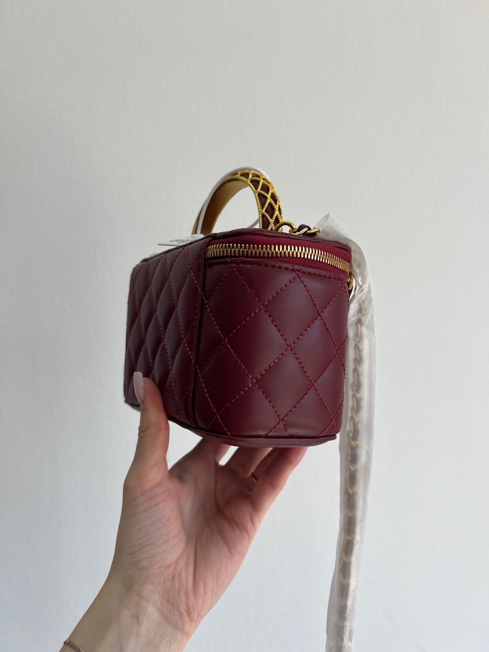 Chanel Classic Burgundy Lambskin Pearl Crush Vanity Bag Gold - 6