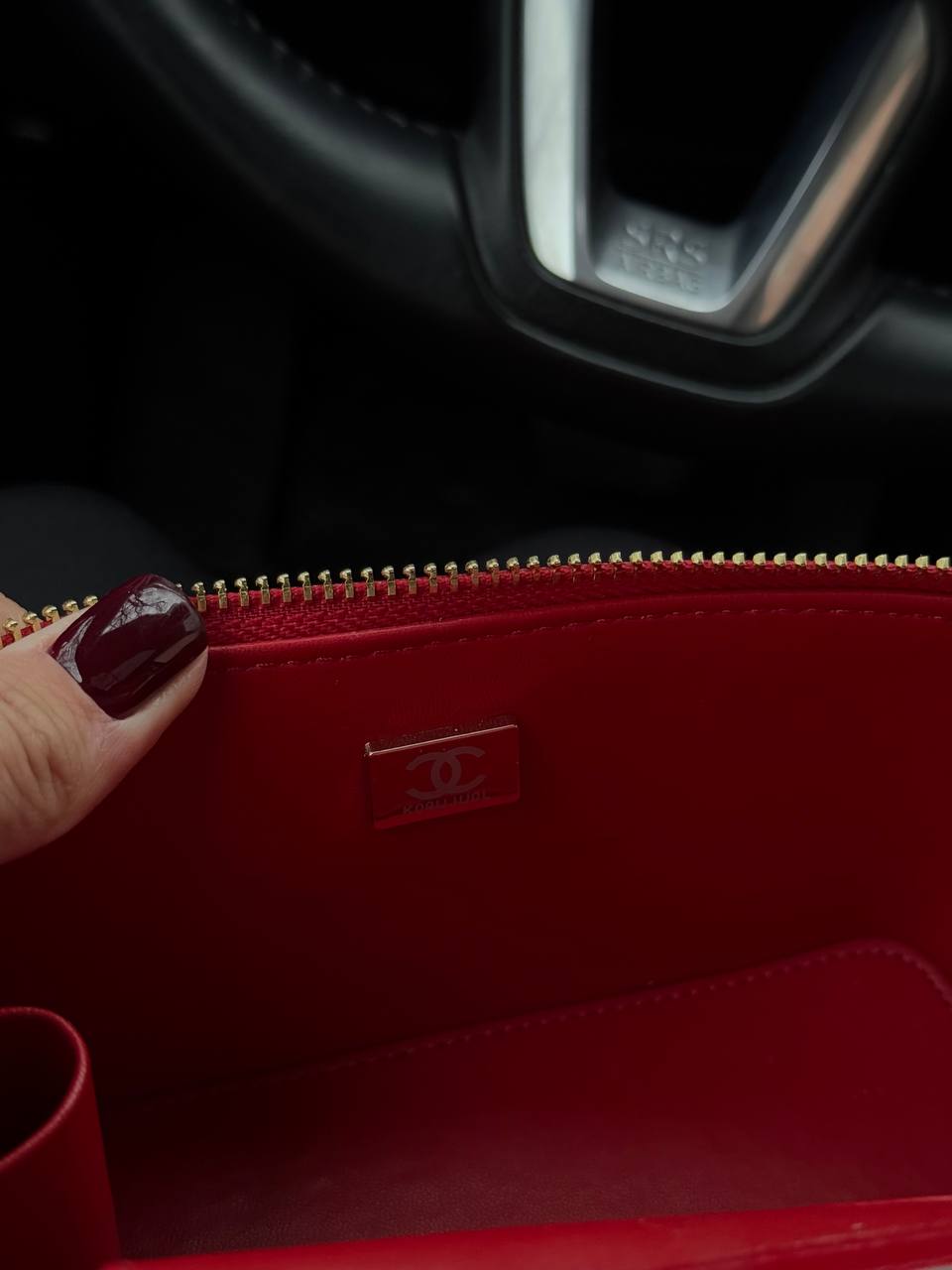 Chanel Classic Burgundy Lambskin Pearl Crush Vanity Bag Gold - 7