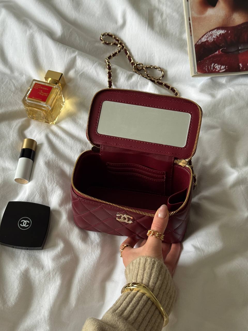 Chanel Classic Burgundy Lambskin Pearl Crush Vanity Bag Gold - 10